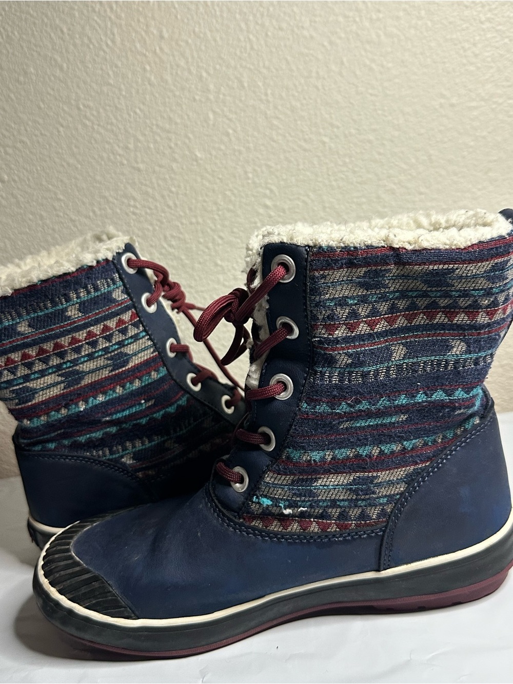 KEEN Elsa Waterproof Winter Boots Navy Blue Pattern Fleece Lined Size 7,5
